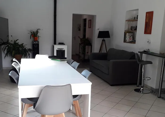 בית נופש A La Campagne Gavaudun